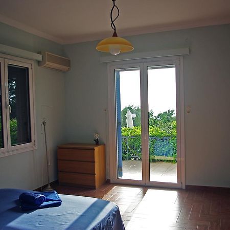 Irimar Retreat Managed By Hilltop Residences Mikrá Mandínia Esterno foto